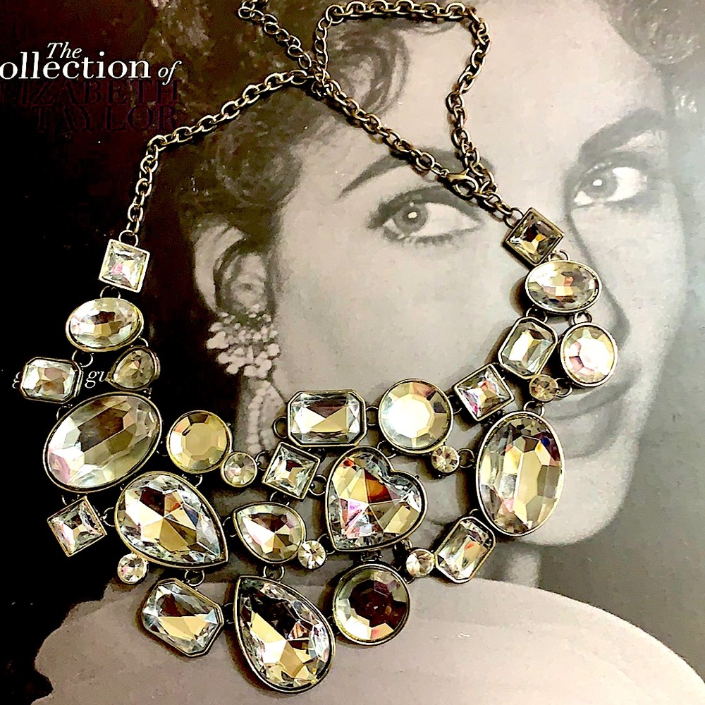 💎💎Big Oval heart necklace💎💎